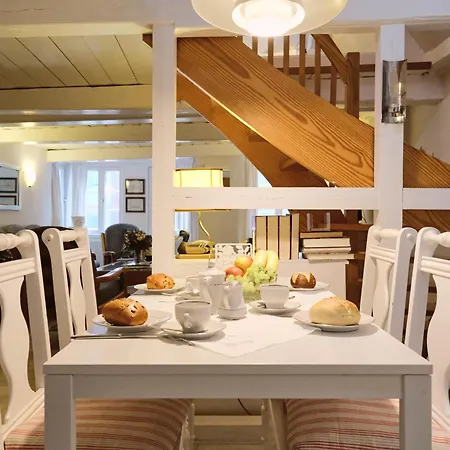 Kapitaenswohnung- Wohnen In Der Altstadt Zentral & Gemuetlich Mit Parkplatz! Apartment *