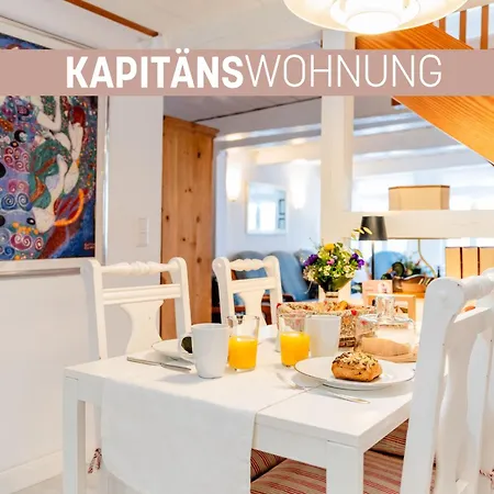 Kapitaenswohnung- Wohnen In Der Altstadt Zentral & Gemuetlich Mit Parkplatz! *